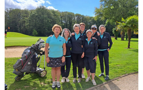 Bretagne par équipes  Seniors Dames golf de la Freslonnière 